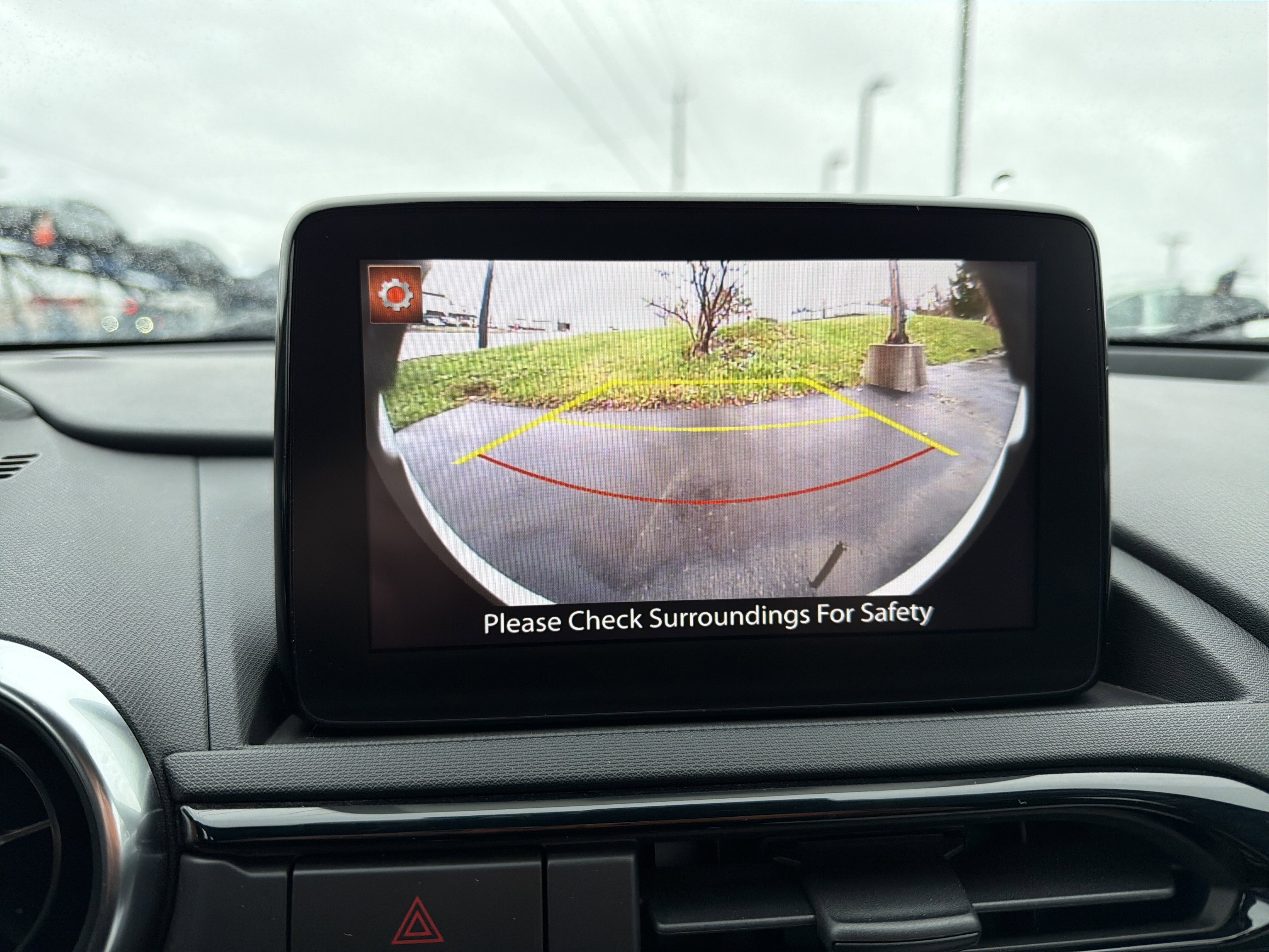 Used 2019 MAZDA MX-5 Miata RF Grand Touring w/ Appearance Package RWD image 18