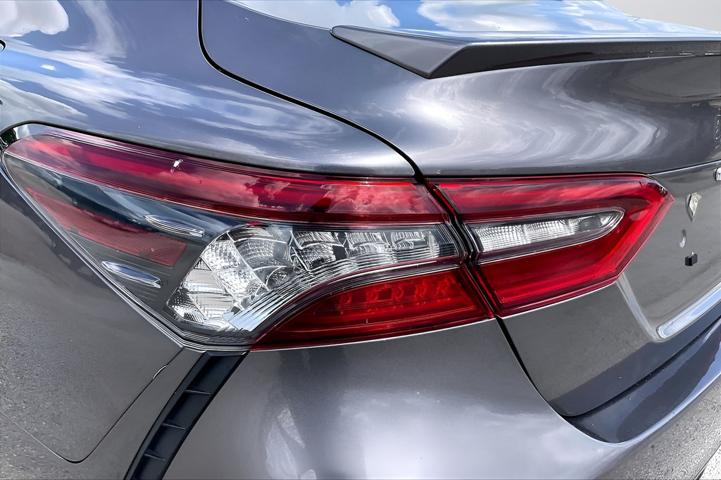 Used 2023 Toyota Camry XSE FWD image 20