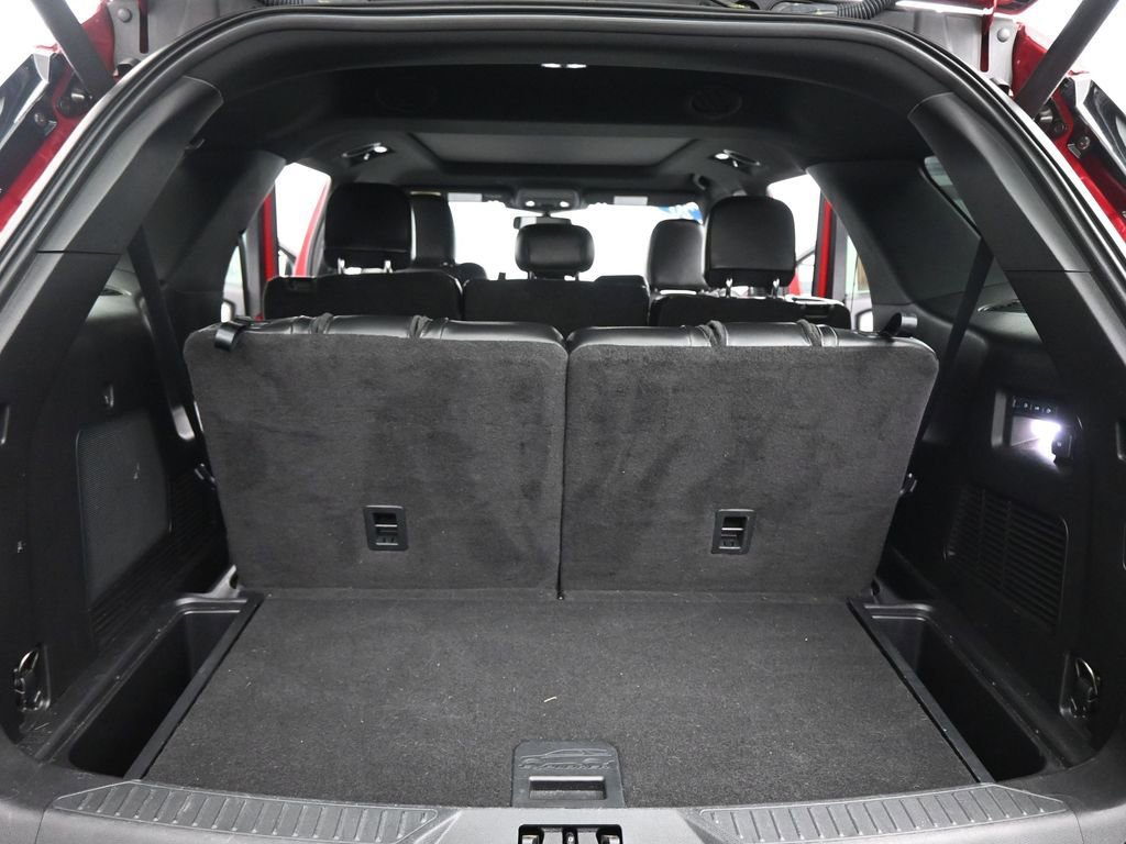 Used 2020 Ford Explorer ST w/ ST Street Pack image 21