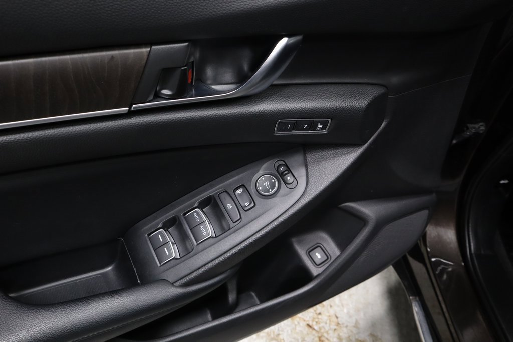 Used 2018 Honda Accord EX-L image 22