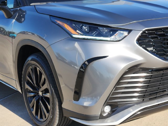 New 2026 Toyota Highlander XSE AWD/4WD image 7