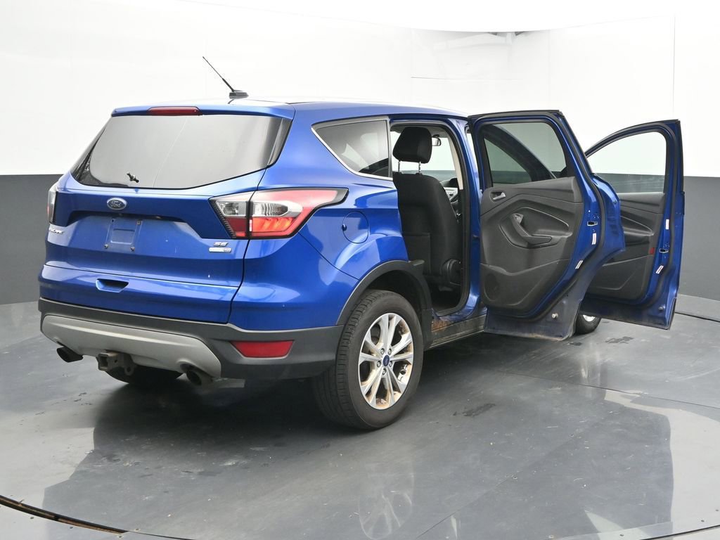 Used 2017 Ford Escape SE image 48