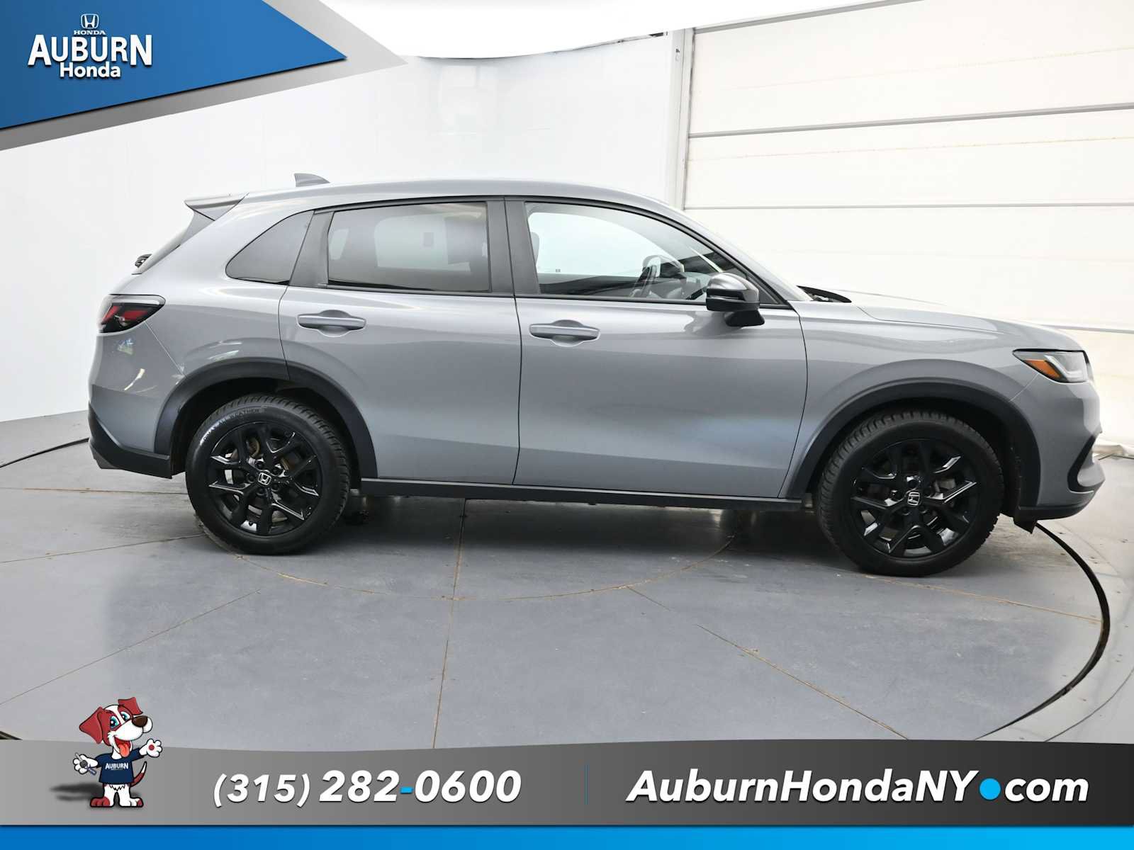 Used 2025 Honda HR-V Sport image 17