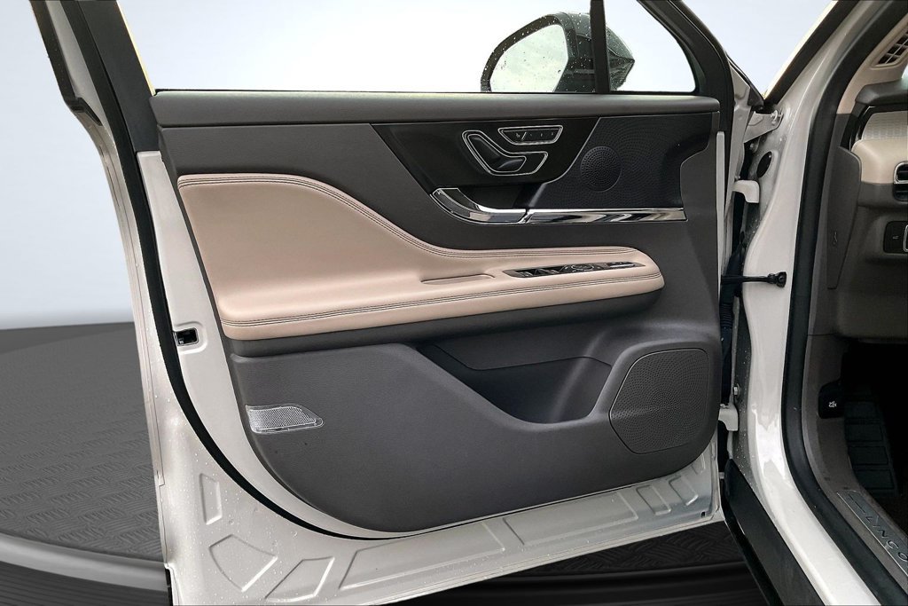 Certified 2023 Lincoln Corsair FWD image 20