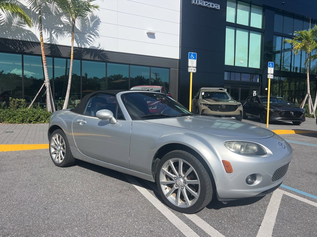 Used 2007 MAZDA MX-5 Miata Touring image 8