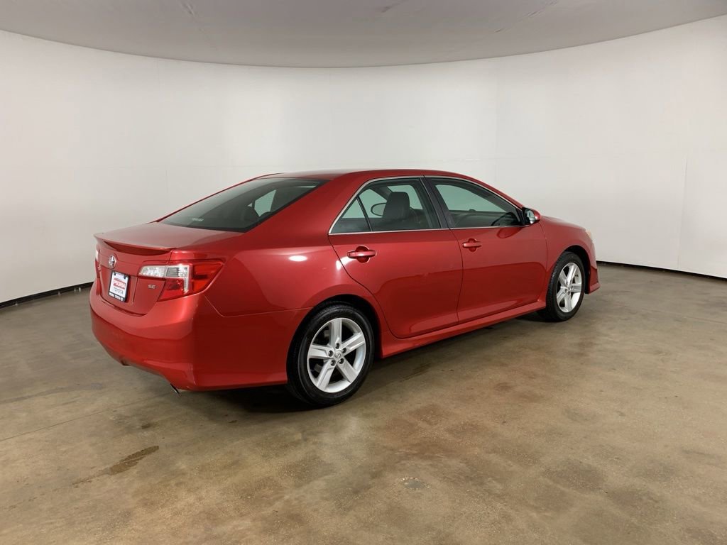 Used 2013 Toyota Camry SE FWD image 8