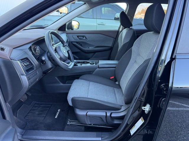 Used 2021 Nissan Rogue S image 17