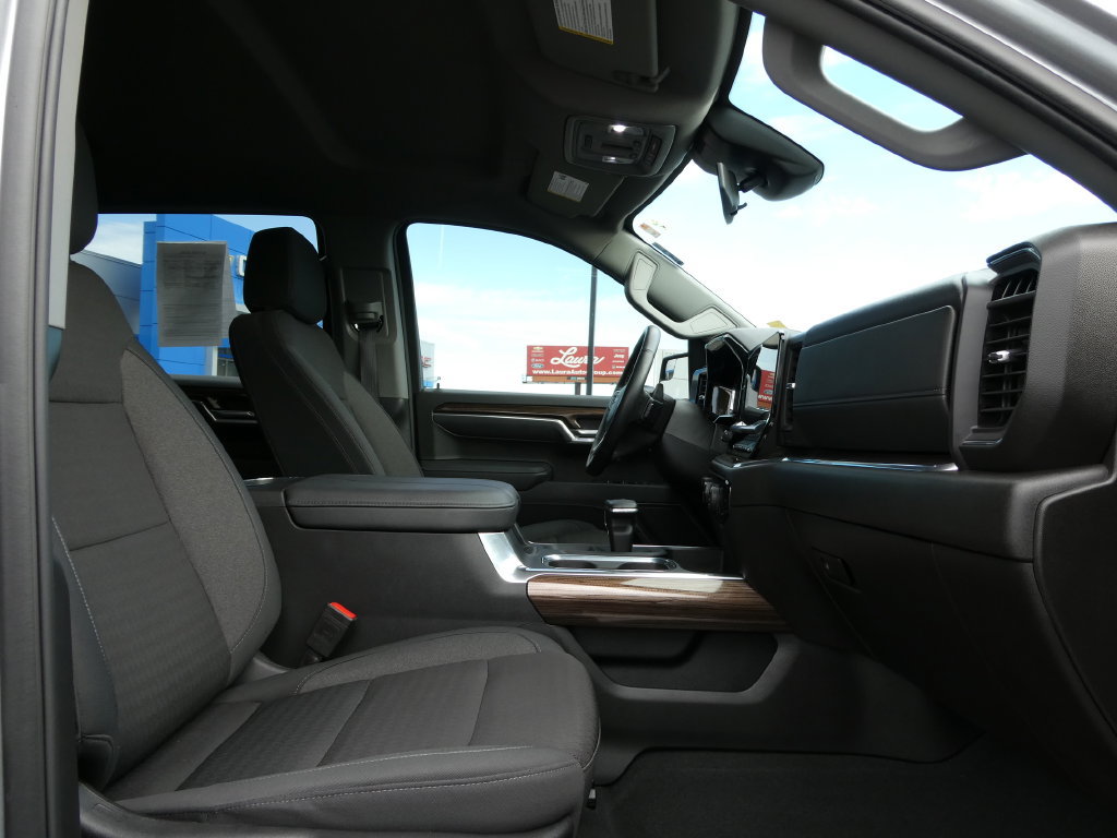 Certified 2025 Chevrolet Silverado 1500 LT AWD/4WD image 14