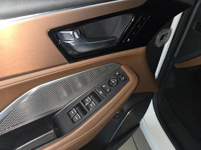 Certified 2024 Acura MDX FWD w/ Technology Package image 13