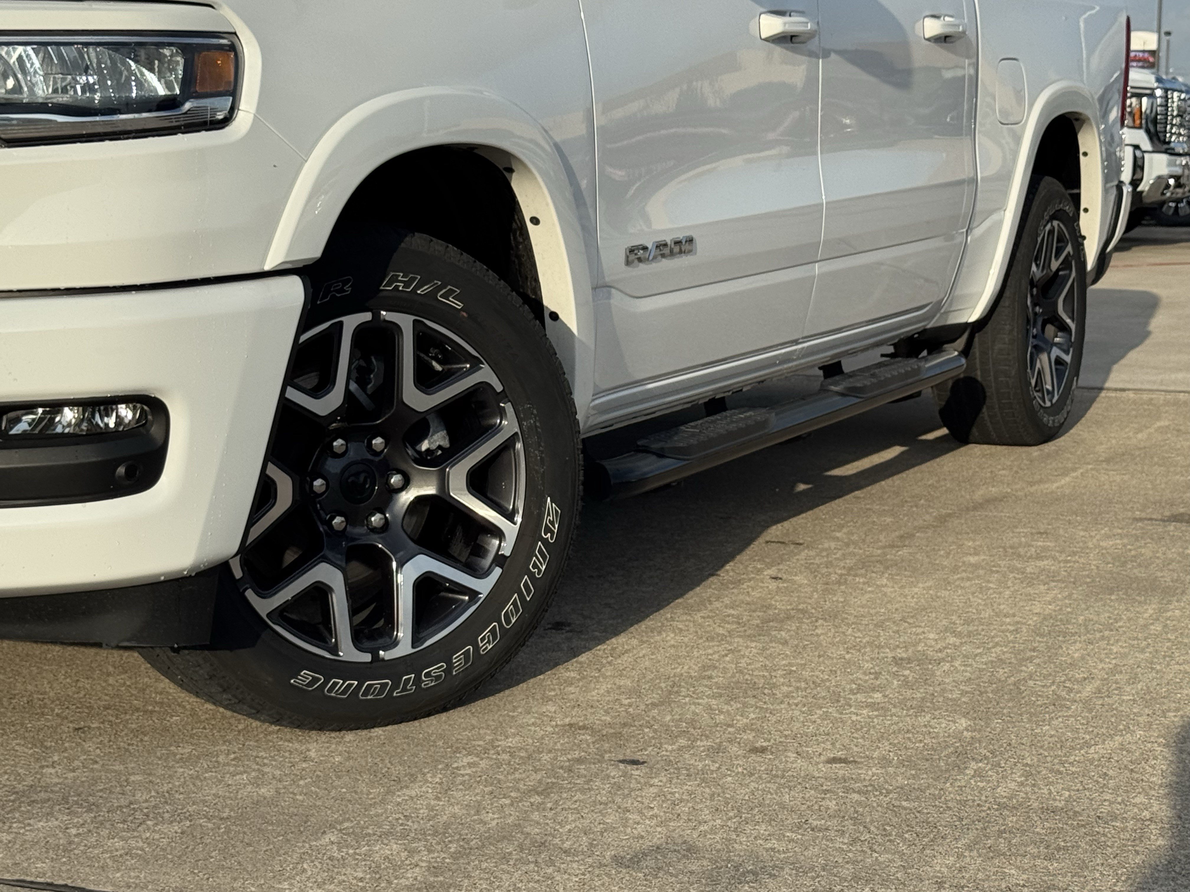 Used 2025 RAM 1500 Laramie w/ Sport Appearance Package AWD/4WD image 3