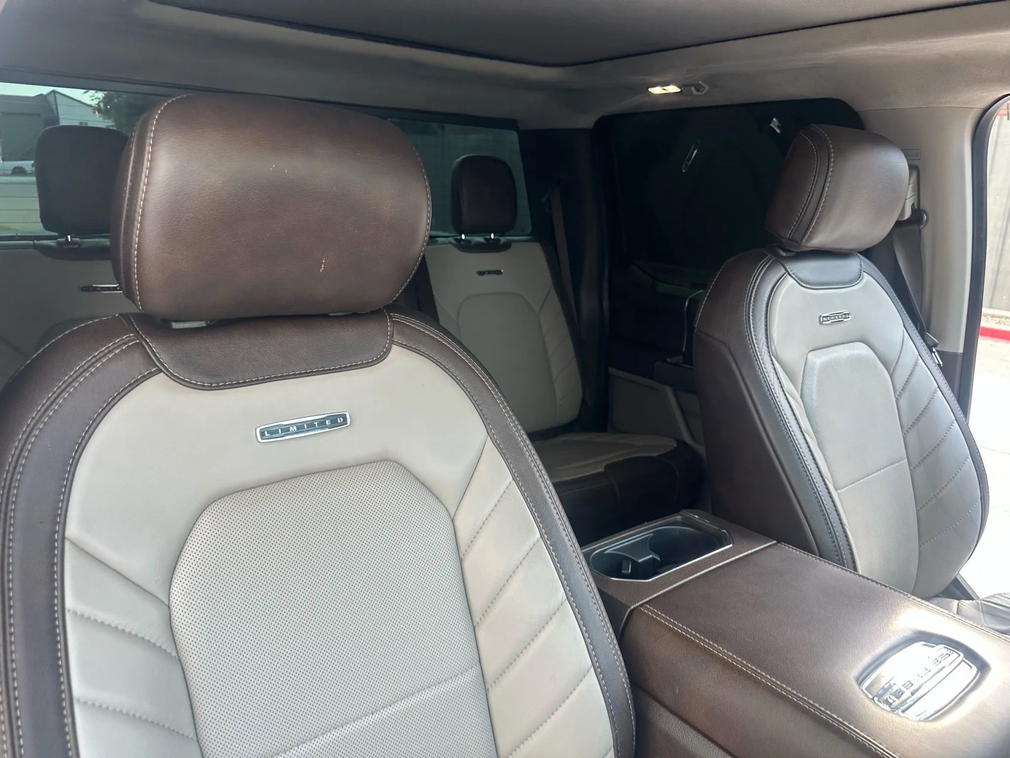Used 2019 Ford F350 Limited image 32