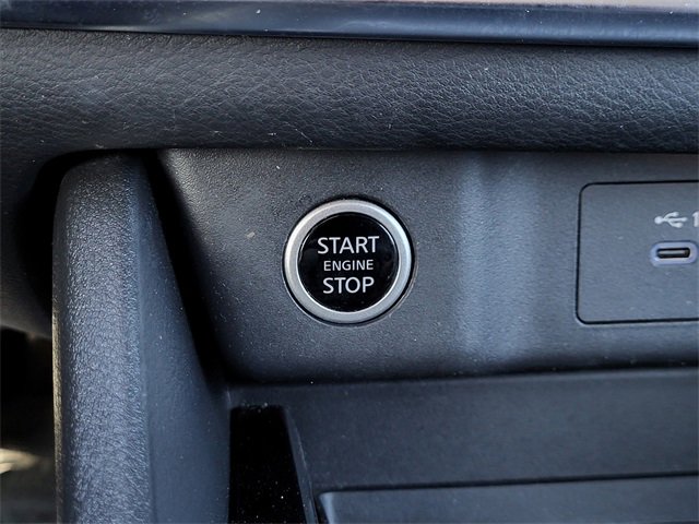 Used 2021 Nissan Rogue S image 15