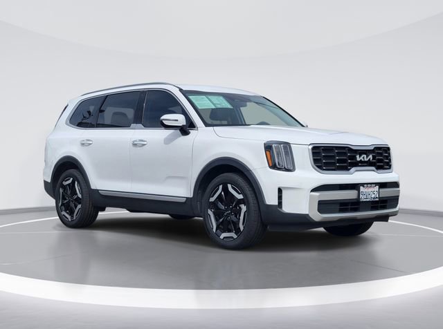 Certified 2024 Kia Telluride S FWD image 1