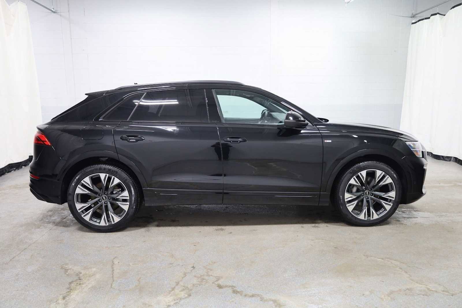 New 2026 Audi Q8 Premium Plus image 10