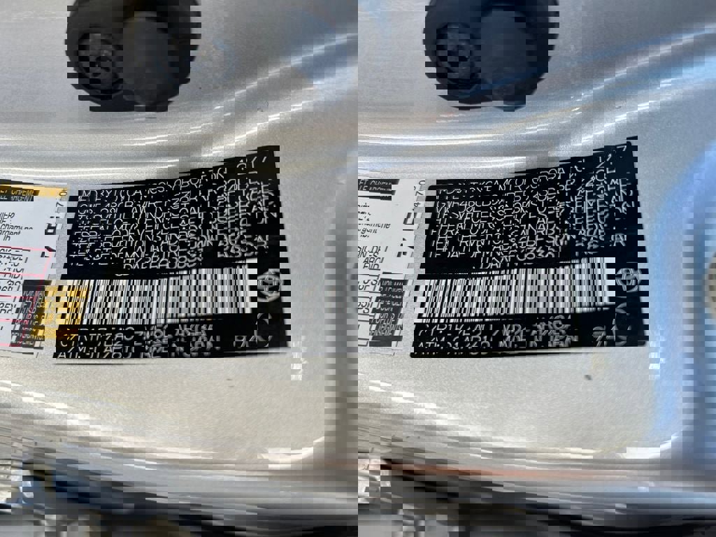 Used 2017 Toyota Prius Prime Advanced image 34