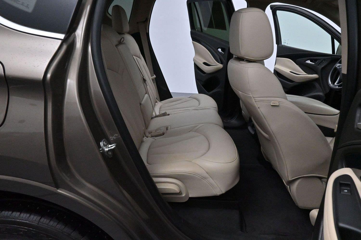Used 2017 Buick Envision Essence FWD image 37