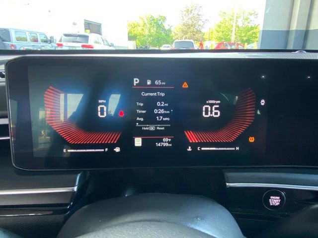 Used 2025 Kia K5 GT-Line w/ GT-Line Premium Package image 20