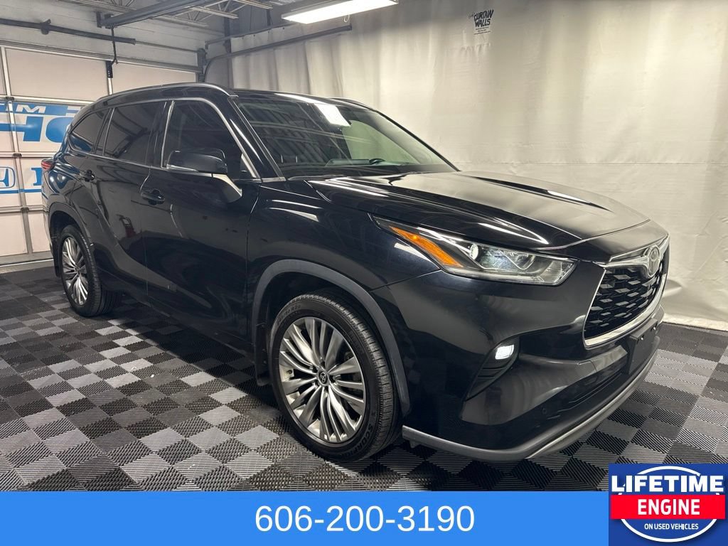 Used 2022 Toyota Highlander Platinum AWD/4WD image 4