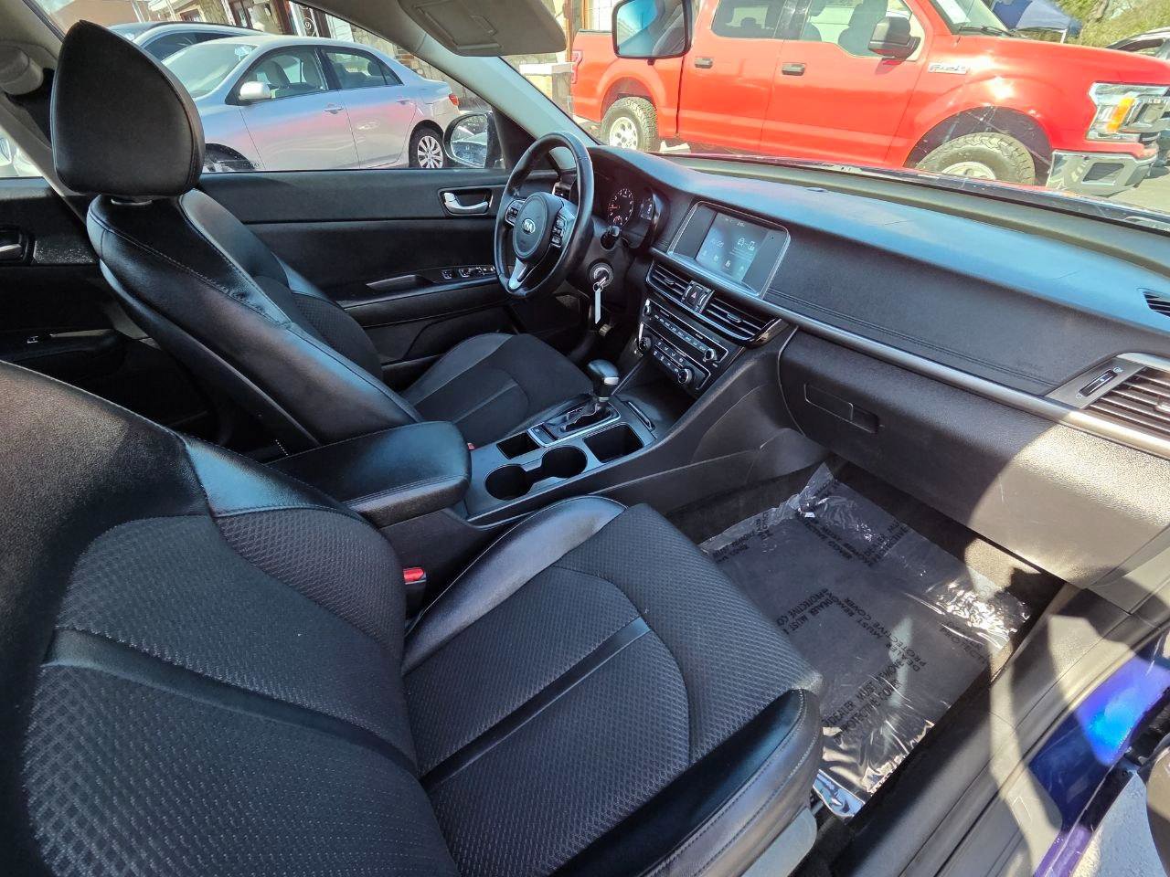 Used 2018 Kia Optima S w/ Pano Sport Package FWD image 16