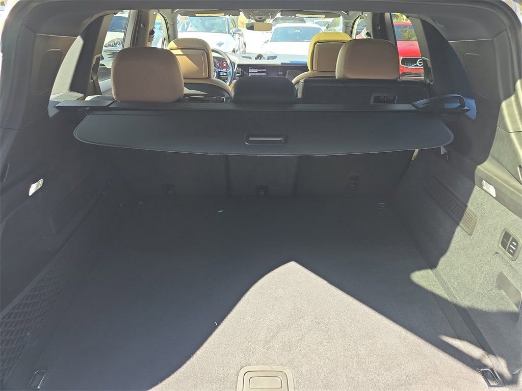 Certified 2025 Porsche Cayenne E-Hybrid image 17