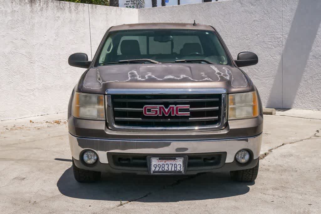 Used 2007 GMC Sierra 1500 SLE w/ SLE/SLT Trailering Package RWD image 2