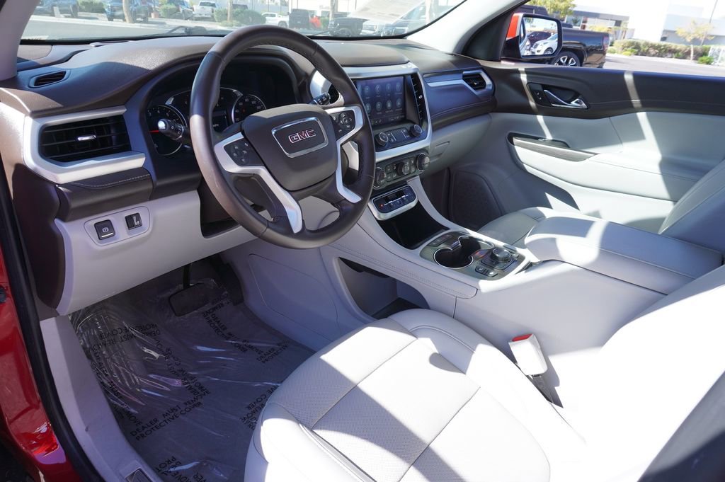 Certified 2023 GMC Acadia SLT image 17