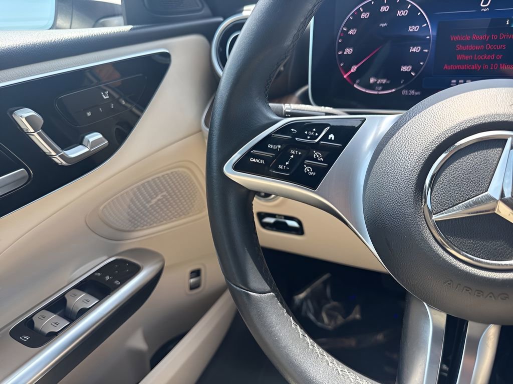 Used 2025 Mercedes-Benz C 300 Sedan image 14