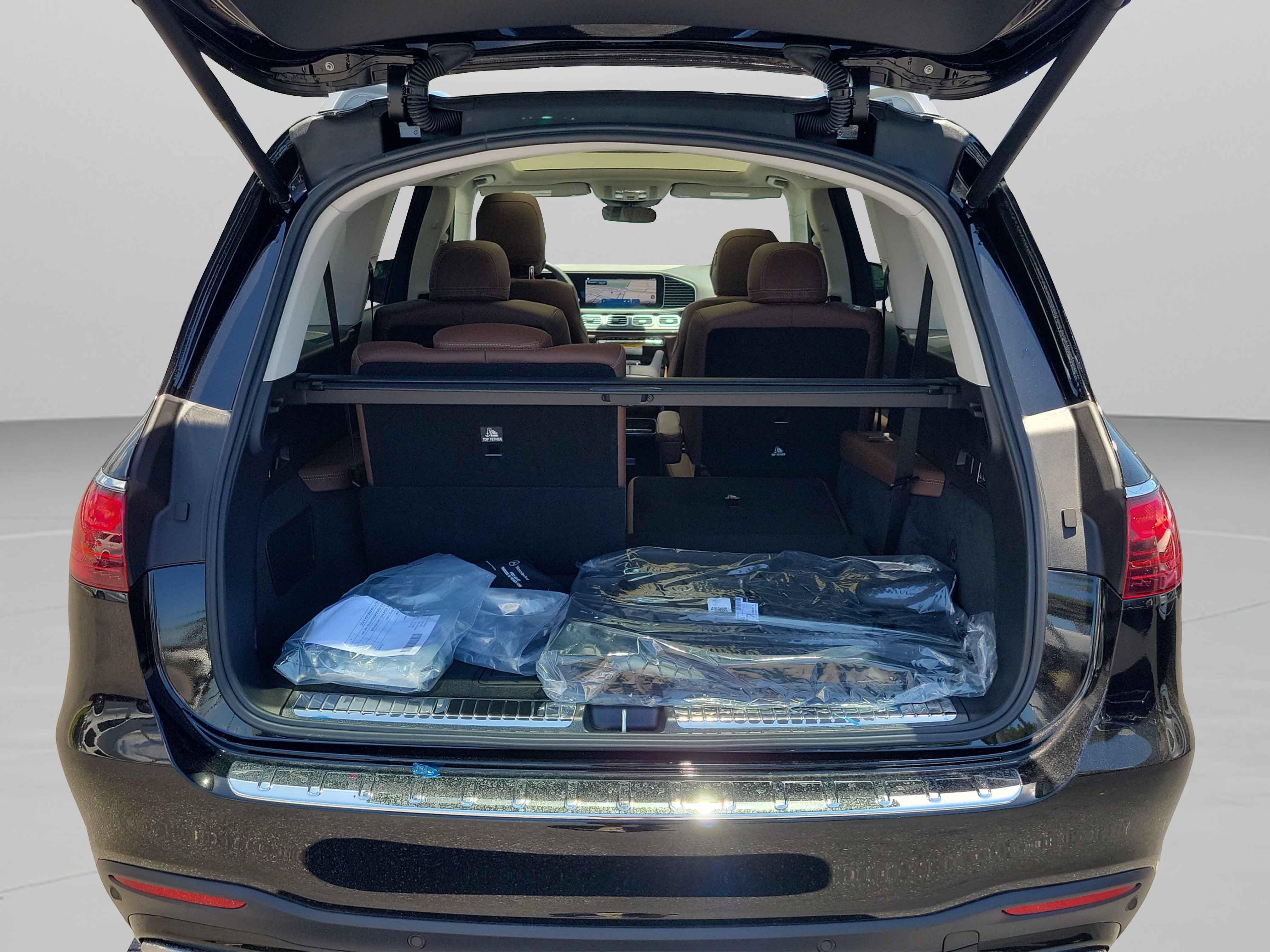 New 2026 Mercedes-Benz GLS 450 4MATIC image 5