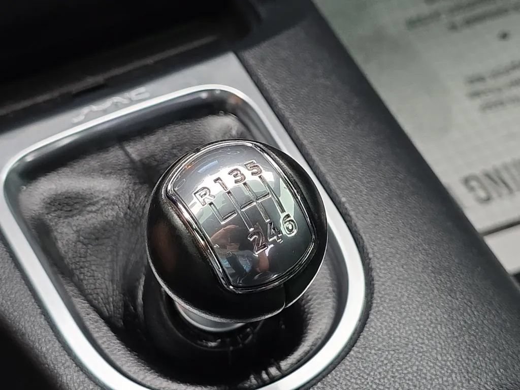 Used 2021 Ford Mustang Coupe RWD image 26