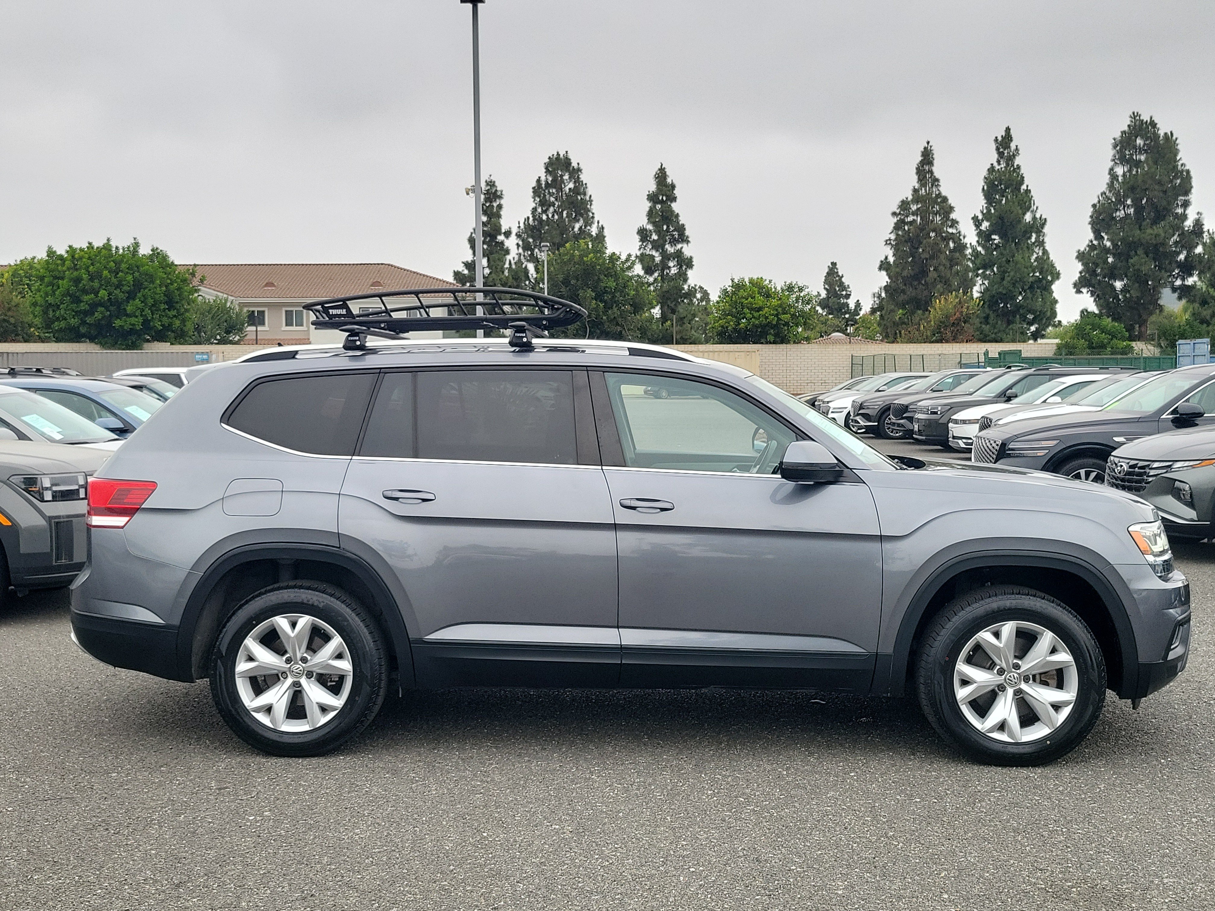 Used 2018 Volkswagen Atlas SE FWD image 5