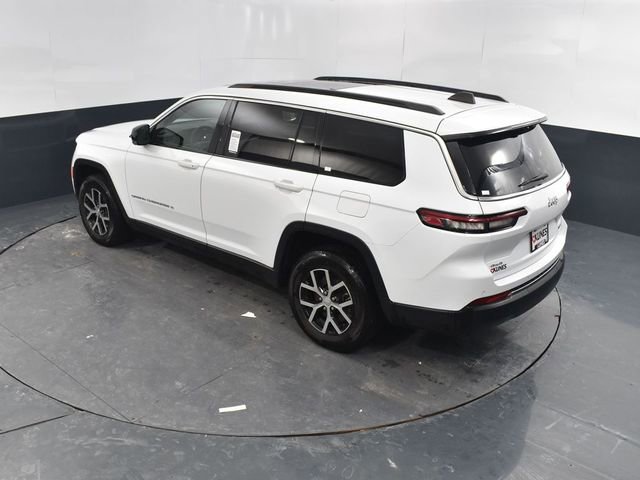 Used 2024 Jeep Grand Cherokee L Limited w/ Luxury Tech Group II image 47