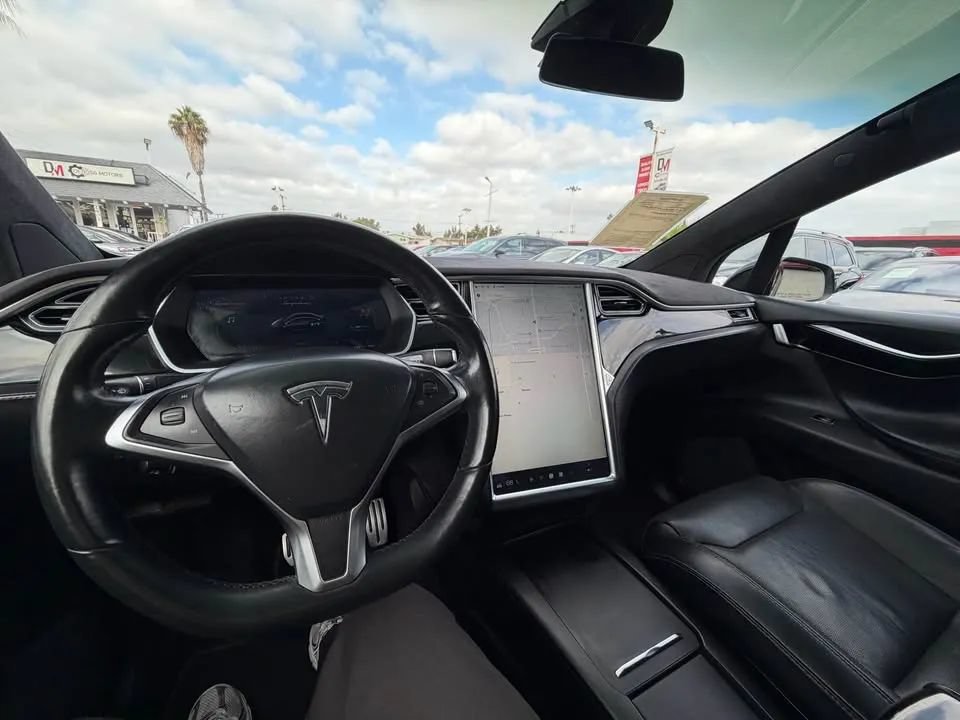 Used 2016 Tesla Model X Performance AWD/4WD image 8