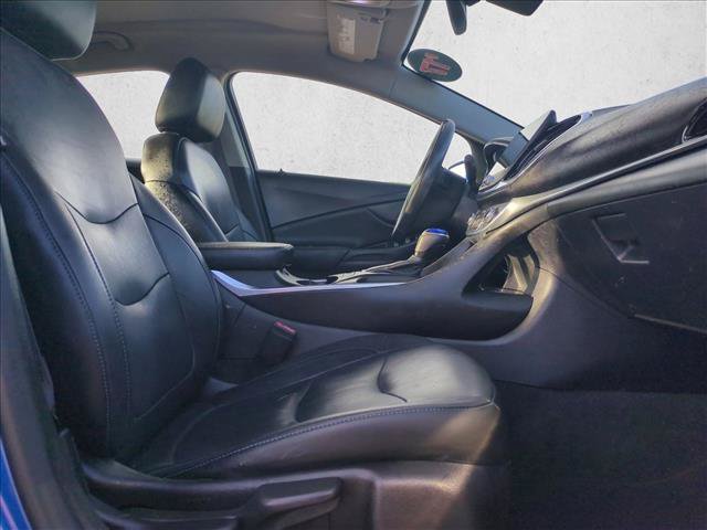Used 2017 Chevrolet Volt Premier w/ Driver Confidence II Package FWD image 21