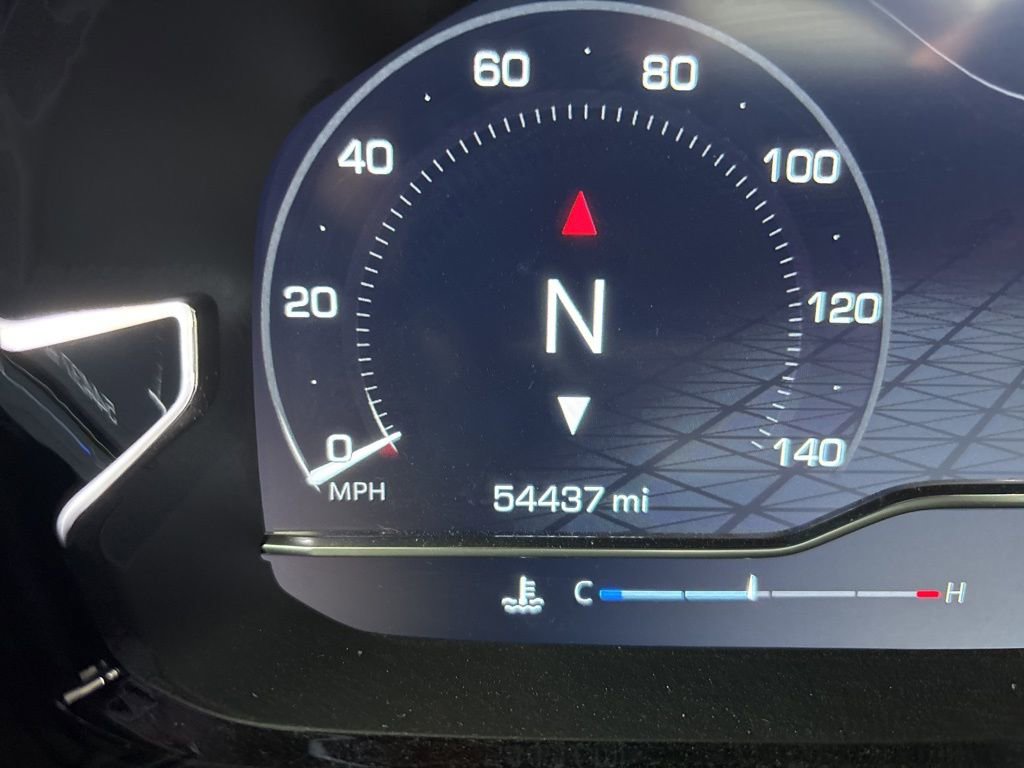 Used 2024 GMC Yukon Denali w/ Advanced Technology Package image 28