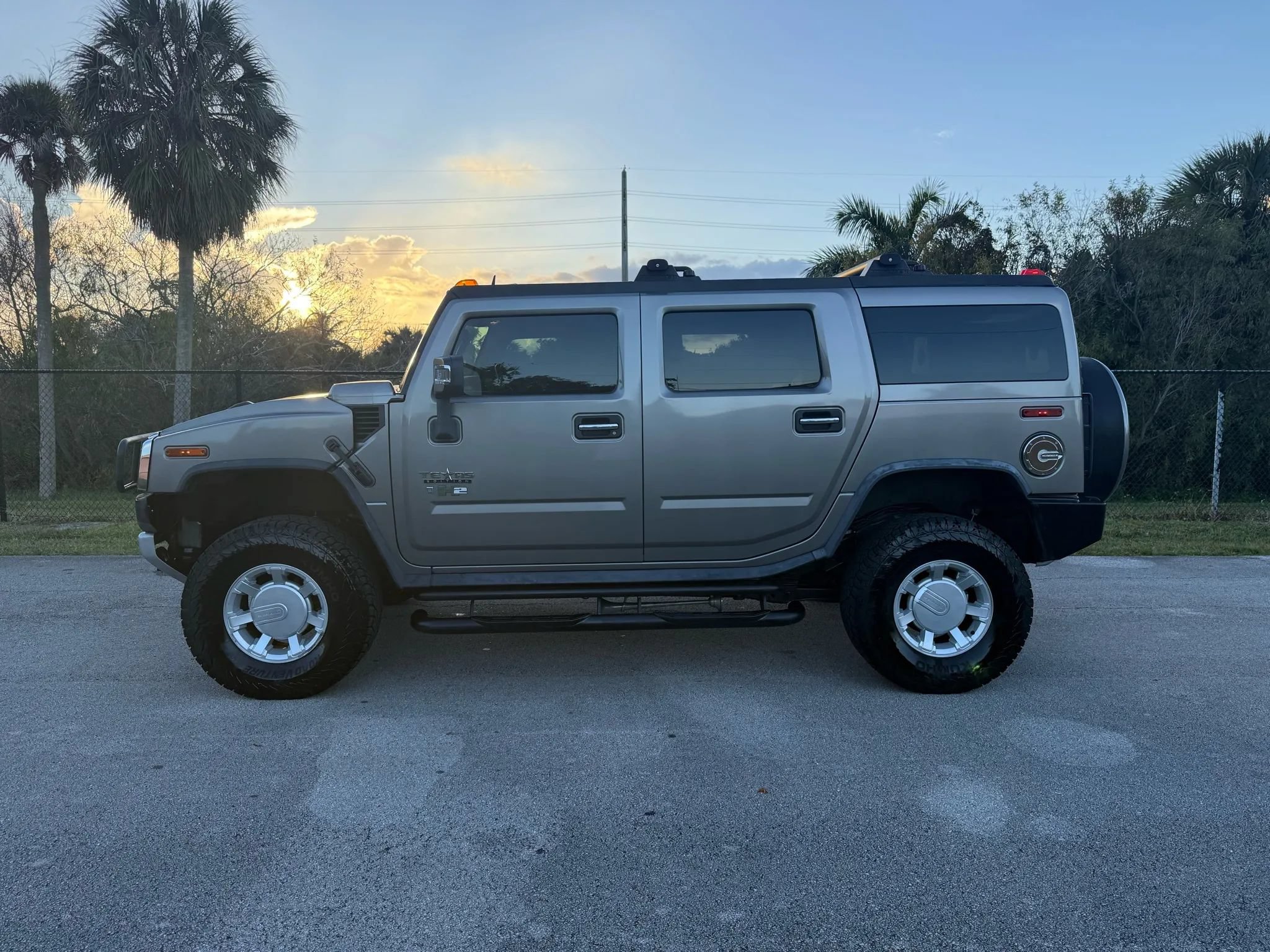 Used 2008 HUMMER H2 AWD/4WD image 6