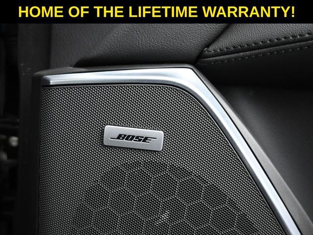 Used 2020 Cadillac Escalade Premium Luxury image 54