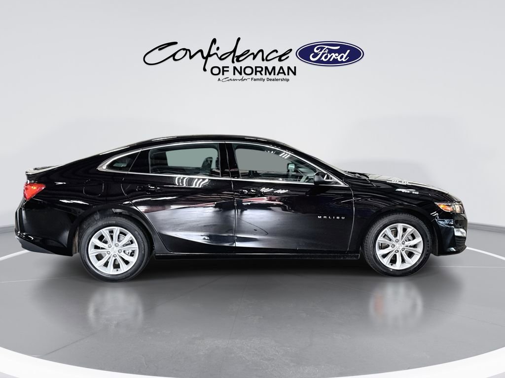 Used 2025 Chevrolet Malibu LT FWD image 10