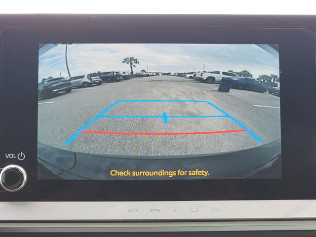 Used 2025 Toyota Prius LE FWD image 23