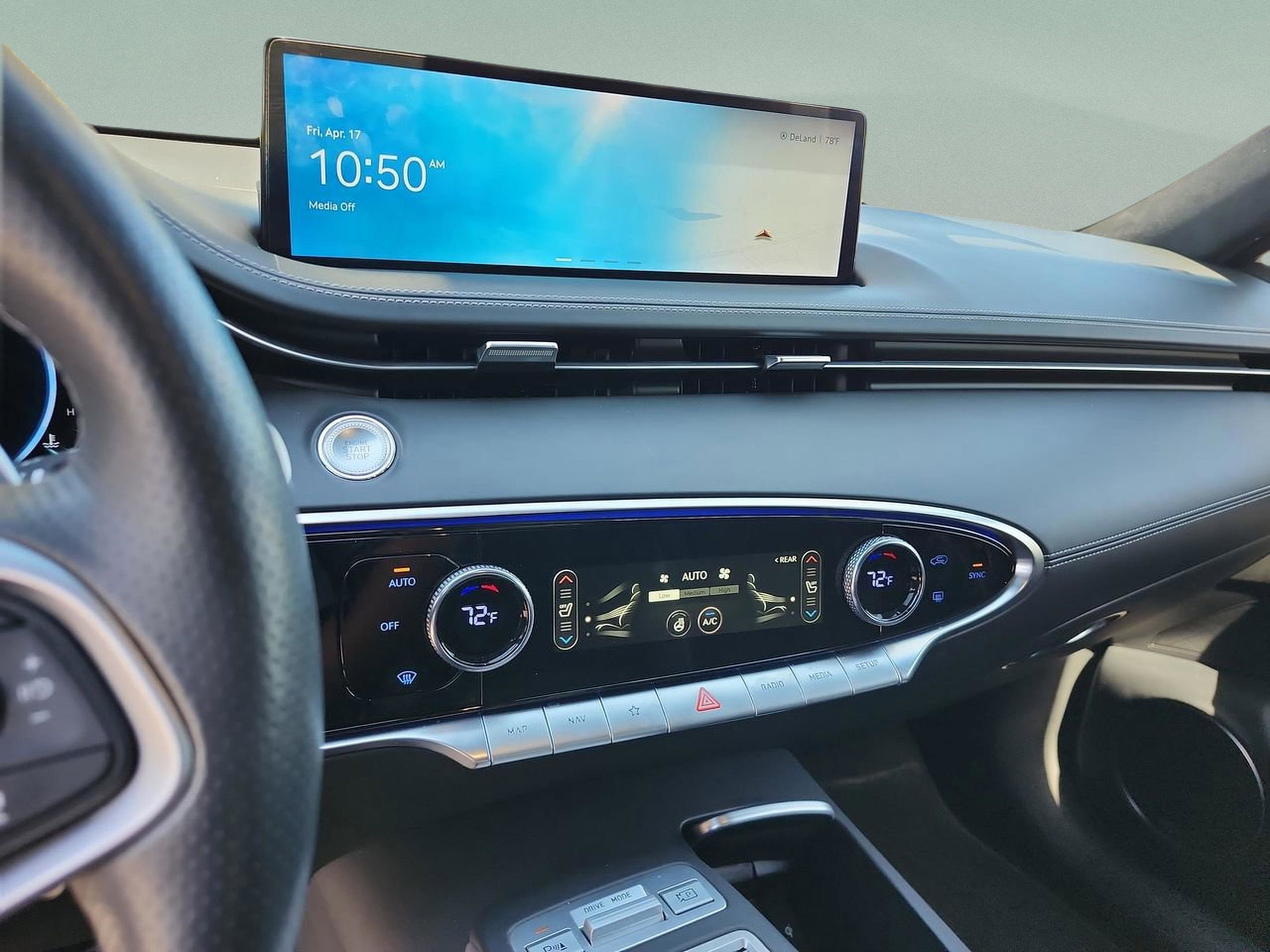 Used 2023 Genesis GV70 3.5T Sport w/ Sport Prestige Package AWD/4WD image 11