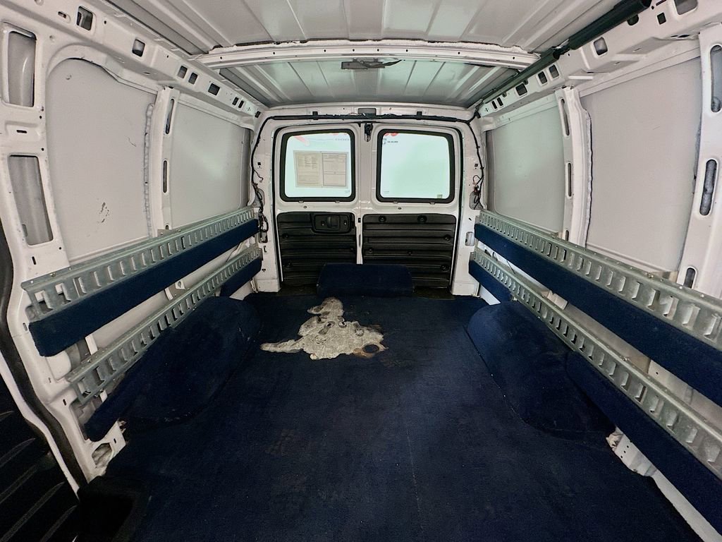 Used 2019 Chevrolet Express 2500 image 13