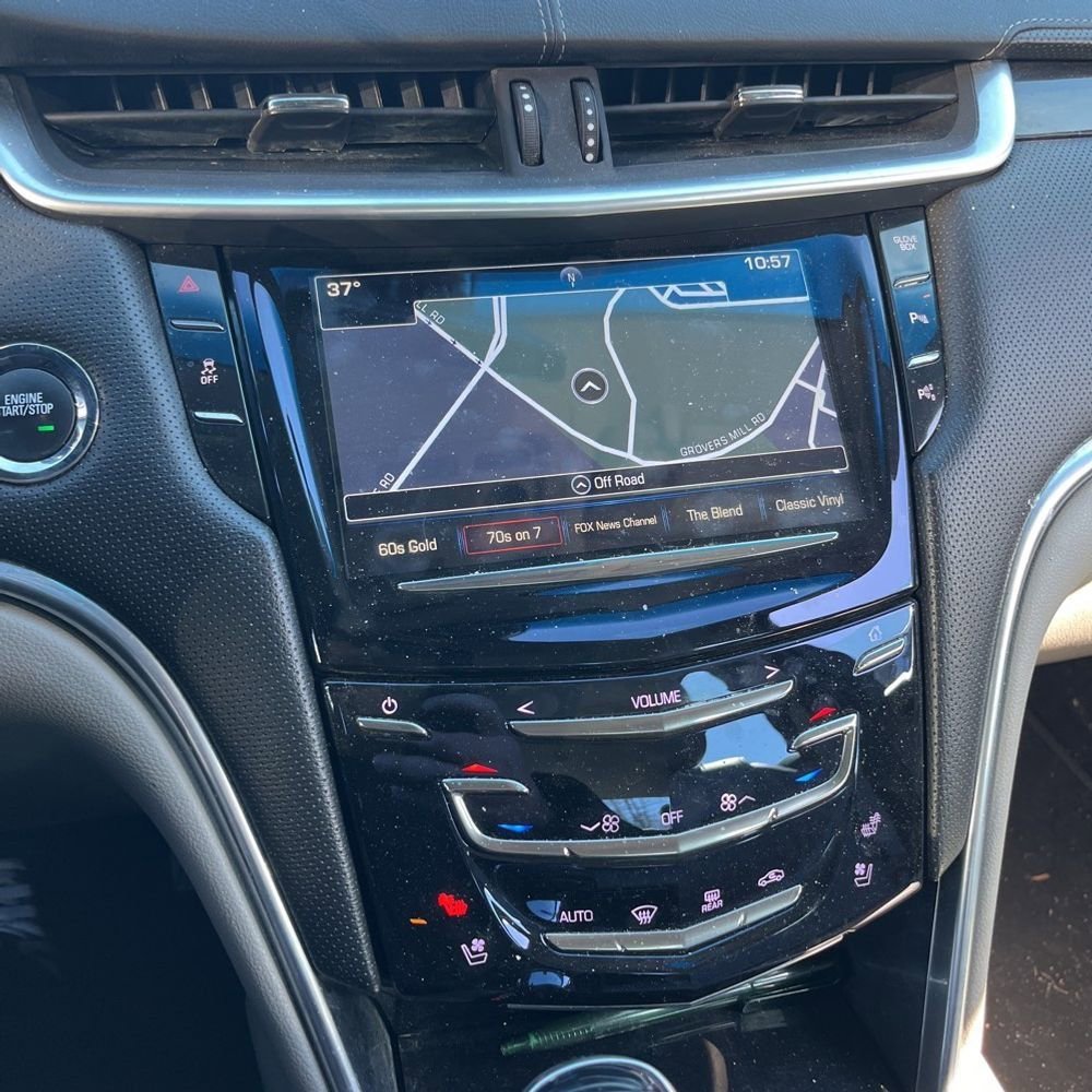 Used 2017 Cadillac XTS Luxury image 9