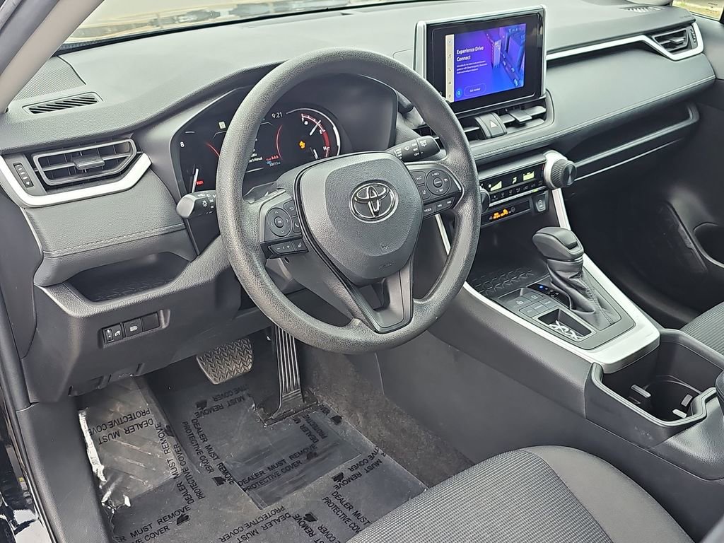 Used 2024 Toyota RAV4 LE image 18