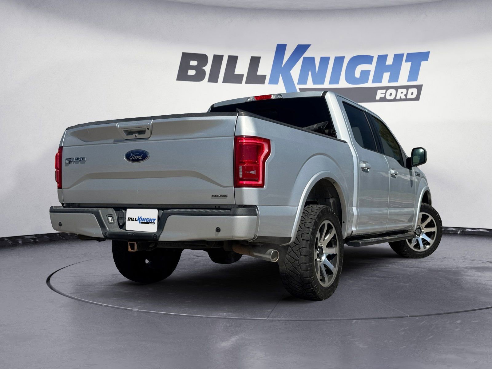 Used 2015 Ford F150 Lariat w/ Equipment Group 502A Luxury image 5