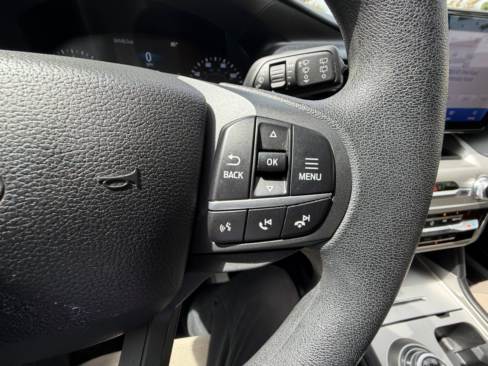 Used 2021 Ford Explorer 4WD image 27