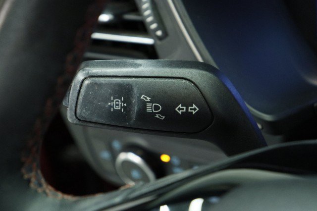 Used 2022 Ford Escape SEL w/ SEL Stealth AWD Package image 13