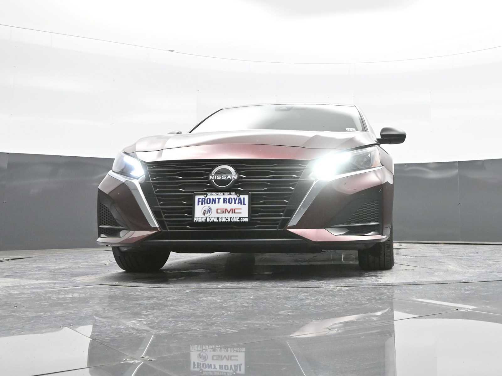 Used 2024 Nissan Altima 2.5 SV image 30