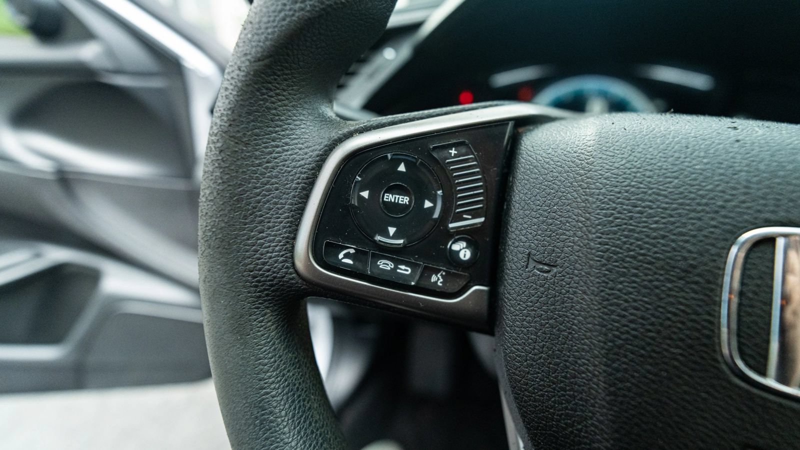 Used 2018 Honda Civic EX image 37
