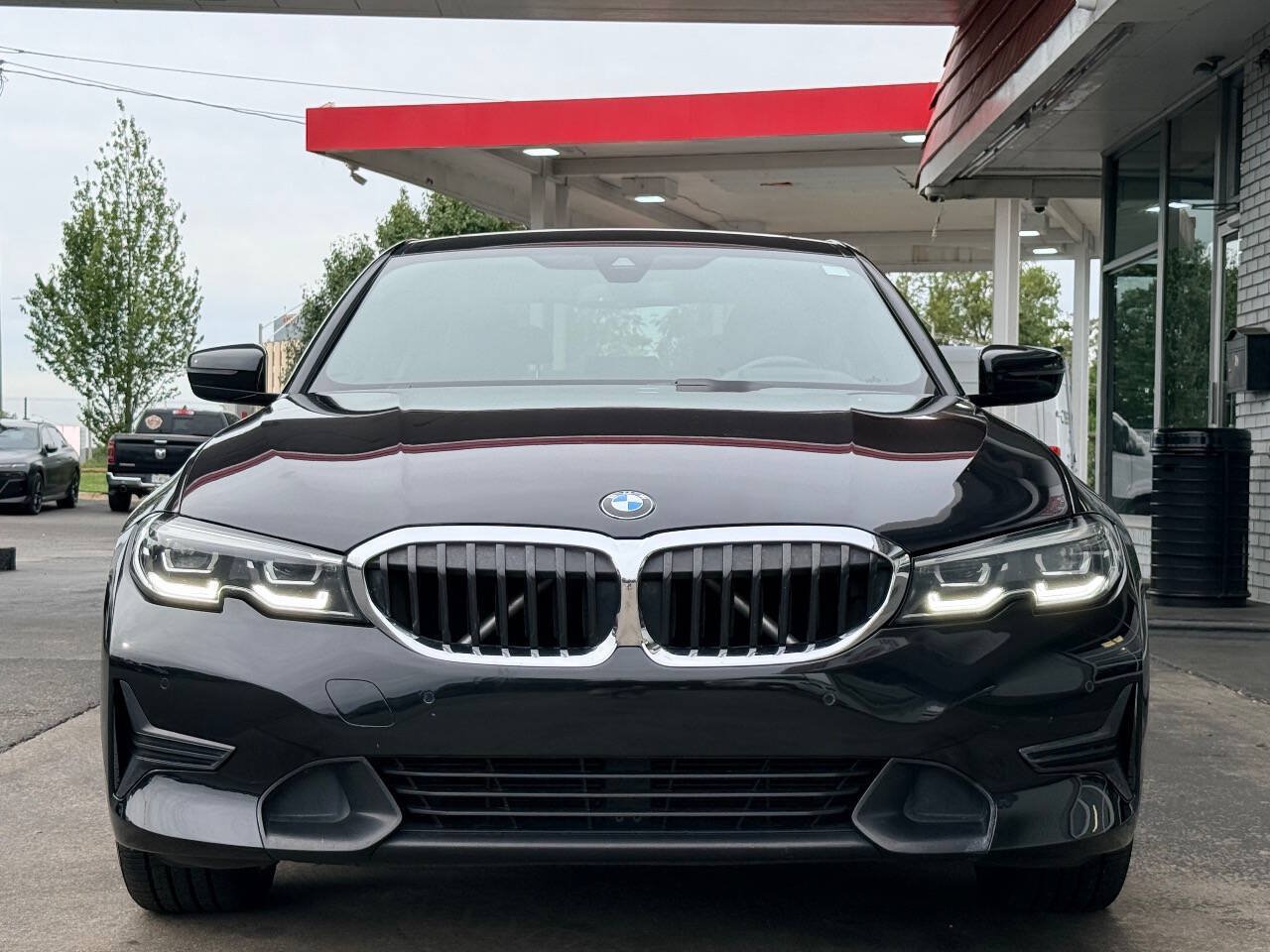 Used 2022 BMW 330i xDrive Sedan w/ Premium Package AWD/4WD image 7