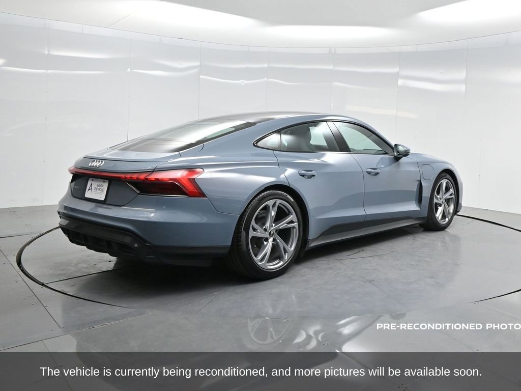 Used 2022 Audi e-tron GT Premium Plus image 41