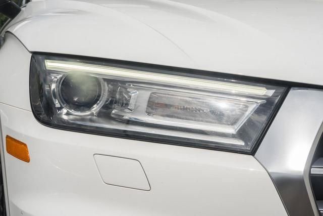Used 2019 Audi Q5 2.0T Premium w/ Convenience Package image 15